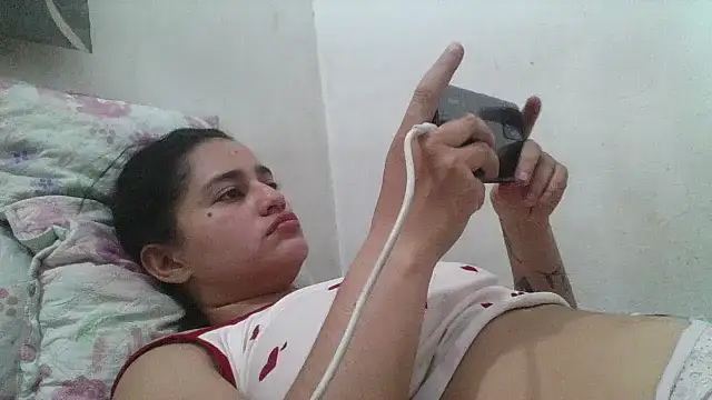 girl_tits' Live XXX Chat