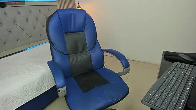 XXX chat uživo modela SamBlack_