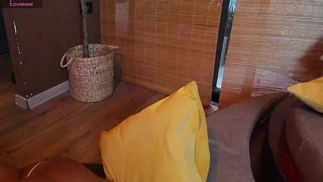 Show modela Victoria_Gonzalez na web-kameri