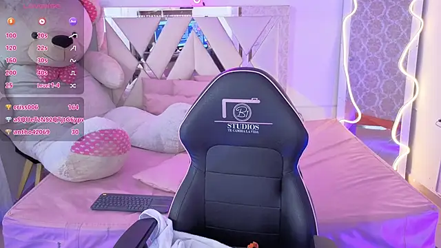 SABRIINA_TAY: онлайн-секс-чат