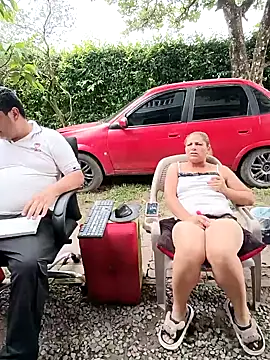 hotandfierylatinos2023: онлайн-секс-чат