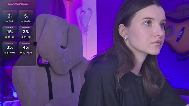 Chat +18 de AgataWillis ao vivo