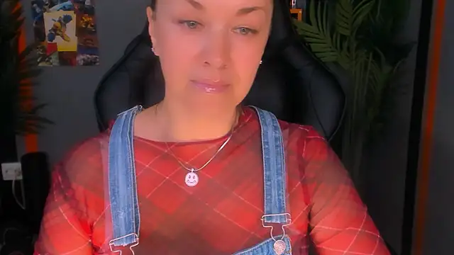 AnaMills' Live XXX Chat