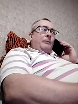 Show modela Nika_Malay na web-kameri