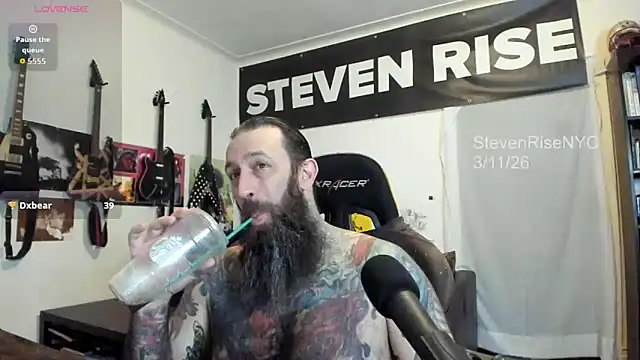 Pertunjukan Kamera Web StevenRiseNYC