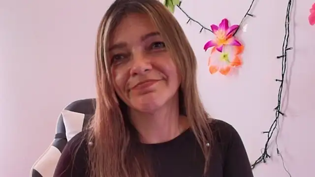 Carol_Miss2 Live XXX Chat