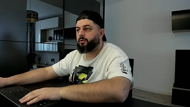 Chat XXX en directo de DravenPeak