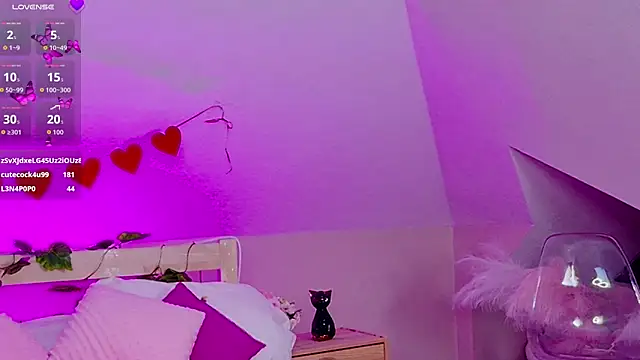 Liann_Stark webkamerás műsora