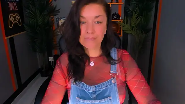 AnaMillsのライブXXXチャット