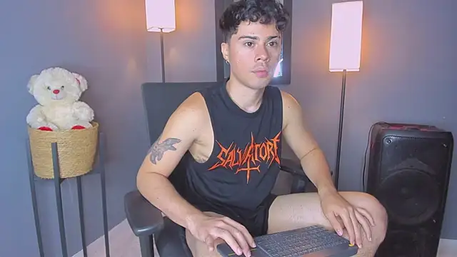 Soft_Temptationxx Webcam-Show