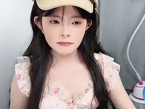 cherry-_-cherry's Live XXX Chat