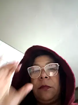 Scarlet_curly8a élő XXX-chatje