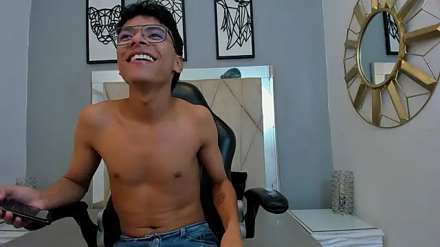adams_bobby Webcam Show