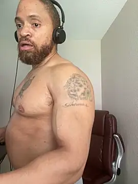 Fathero1time 网络视讯表演