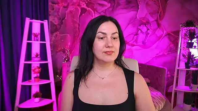 VelvetLuck's Webcam Show