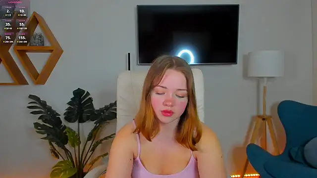 Show modela Kiss_Moon na web-kameri