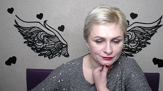 OliviaHorst Adlı Modelin Canlı XXX Sohbeti