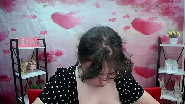 NeonilaLisova's Live XXX Chat