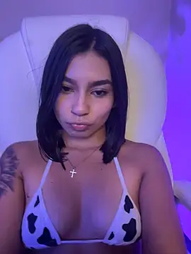 AlyssaRay 即時 XXX 聊天