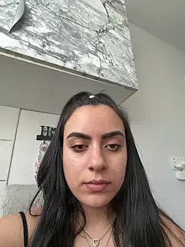 Chat +18 de Marisa_ass ao vivo