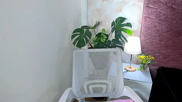 Lia_millerl 在線直播表演