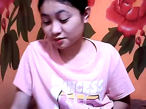 Hotcherryx18 Pertunjukan Webcam