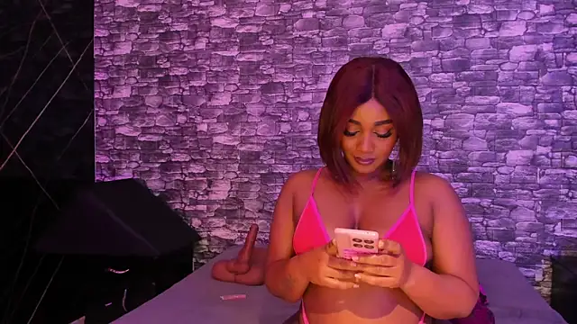 ArianaBlackk Webcam-Show