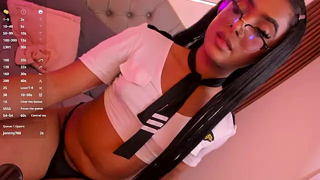 Pokazy przed kamerką – Anyeliin_miller