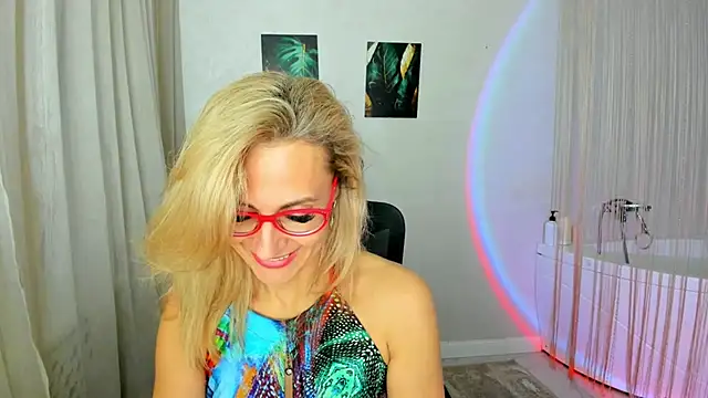 MuseOfStage's Live XXX Chat