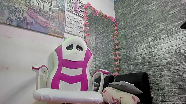 karoll__sex: онлайн-секс-чат