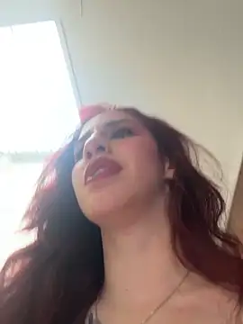 แชท XXX สดของ elodie_rouge