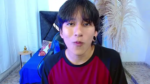 nikoo_18 在線直播表演