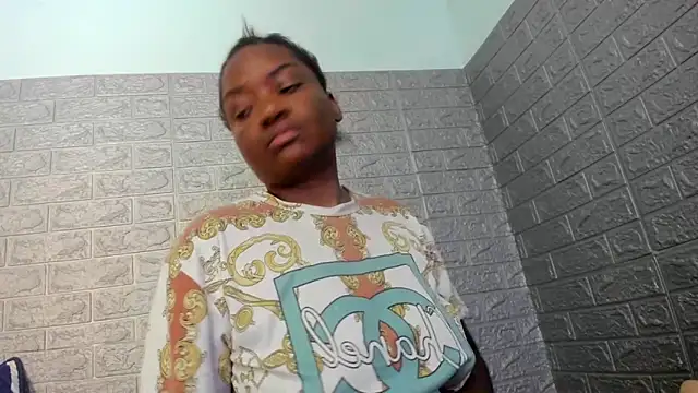 دردشة _Zammara_ الجنسية المباشرة