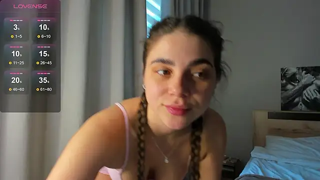 Онлайн чат XXX Bella_Foryou