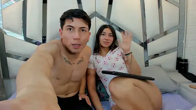 Czat XXX na żywo – ScarlettAndLucas