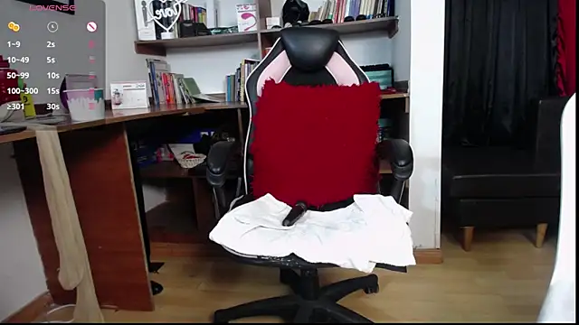 Вебкам-шоу LiaTaylorr