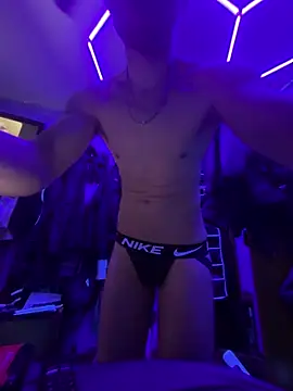 Cloudd_Kingg_Iceyyy Show Webcam