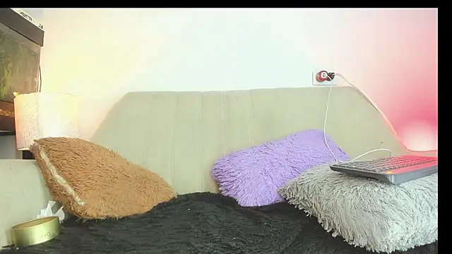 drakomilck1 Live XXX-Chat