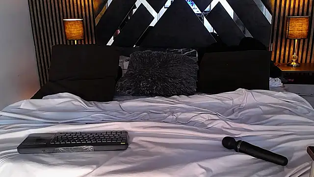 Chat XXX en directo de Amy_channel