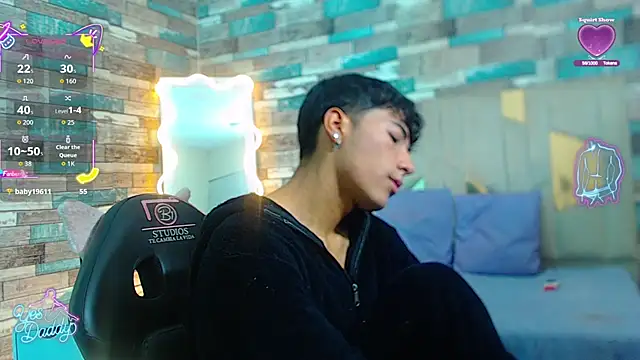 Pokazy przed kamerką – osamu_tay