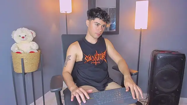 Soft_Temptationxx's Live XXX Chat