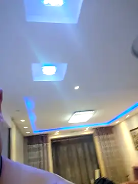 guozuo 在線直播表演