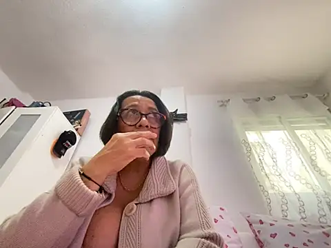 Show de sweeviolet na webcam