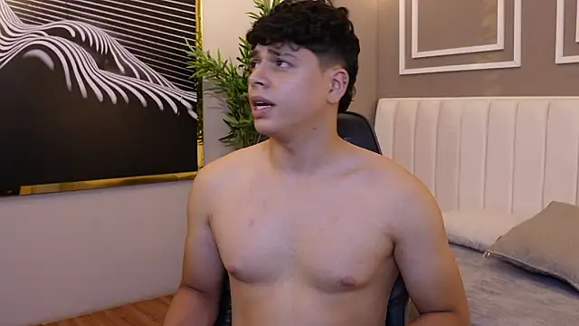 Онлайн чат XXX Ethan_occonor