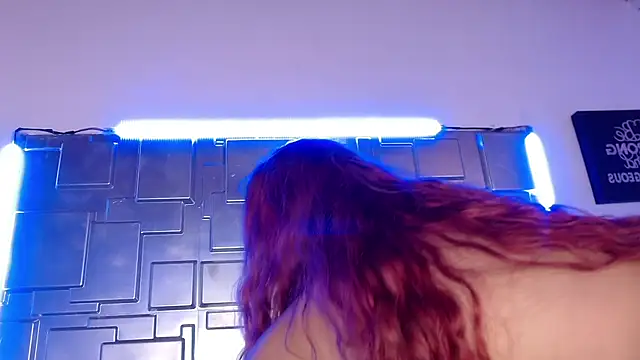 lunabloom2 Adlı Modelin Canlı XXX Sohbeti