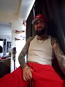 Beardedtattood's Live XXX Chat