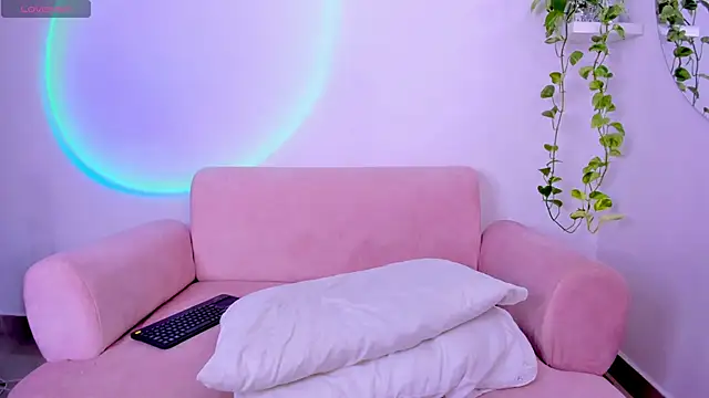 Catbaby888_'s Live XXX Chat