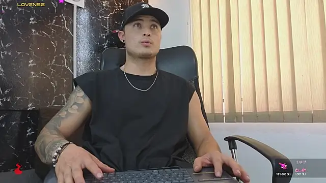 Alexander_ferre's Live XXX Chat