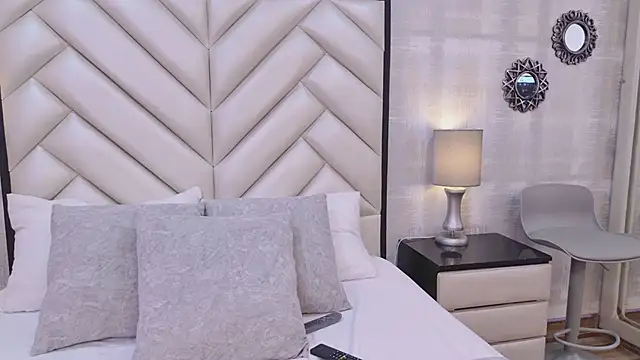 CristalShayy 라이브 XXX 채팅