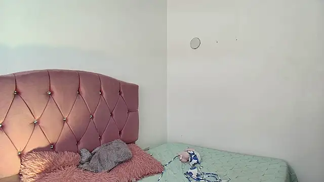 Kalyra_17 Adlı Modelin Canlı XXX Sohbeti